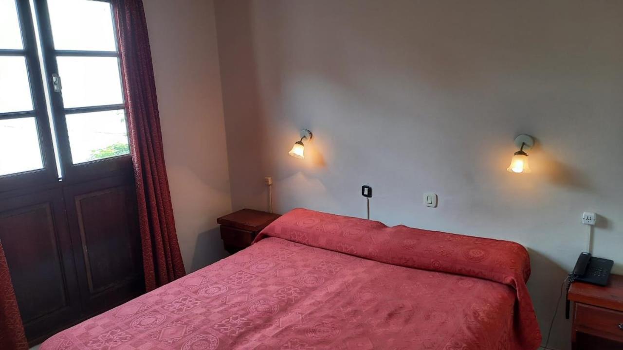 Hotel Marilian II Salta Eksteriør bilde